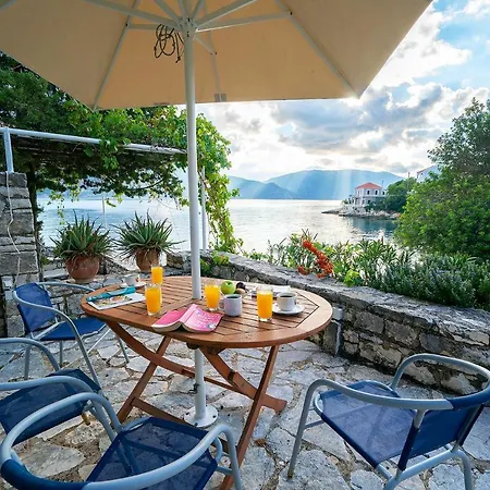 Vilă Kefalonia Original - Alexander Beachfront *