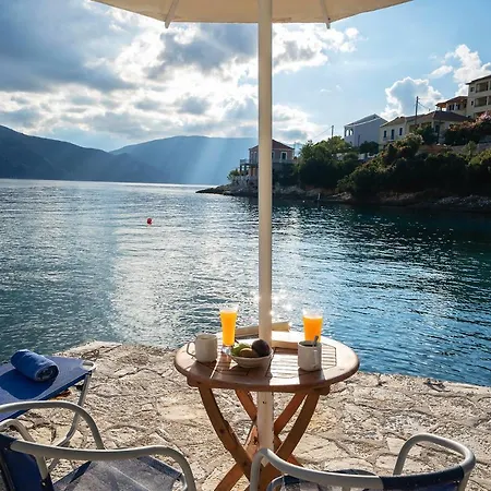 Villa Kefalonia Original - Alexander Beachfront Fiskardo