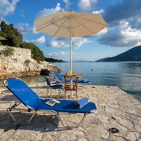 Vila Kefalonia Original - Alexander Beachfront